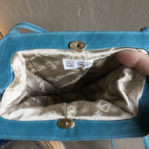 Vintage Suede Crossbody Bag- Made in Italy - Picture 3 of 4